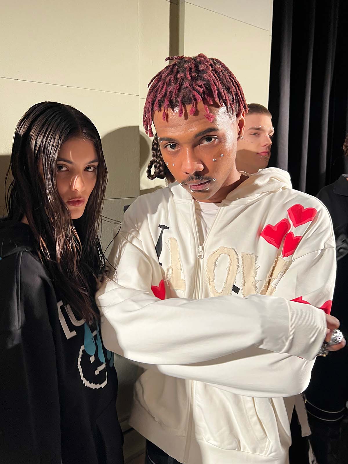 UNREAL Happy Hoodie Black - [UNREAL] Industries