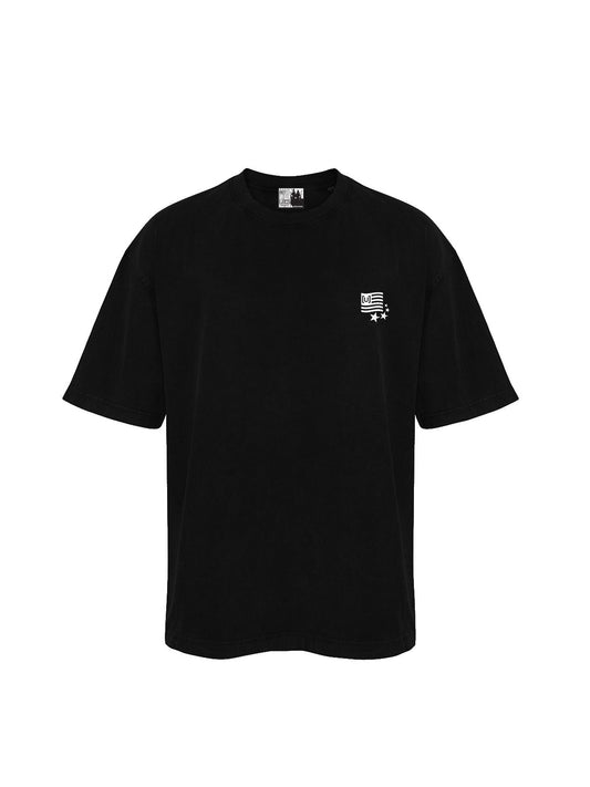 UnrealIndustry Signature Black Tee - a minimalist and sustainable black t-shirt made from 100% organic cotton, embodying premium quality and urban style