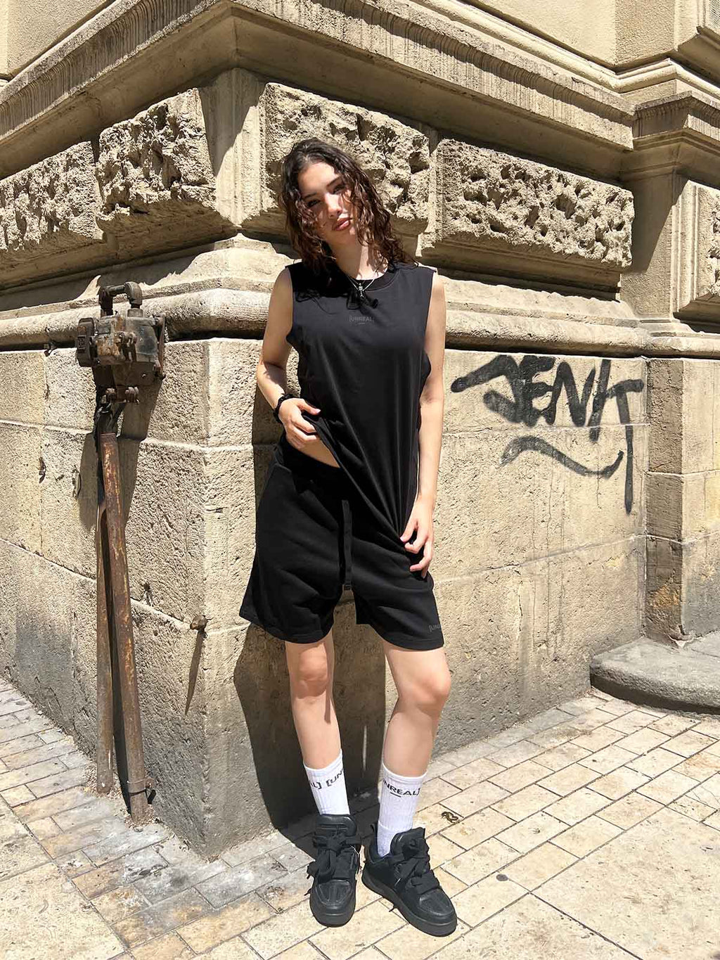 UNREAL SIGN Tank Top