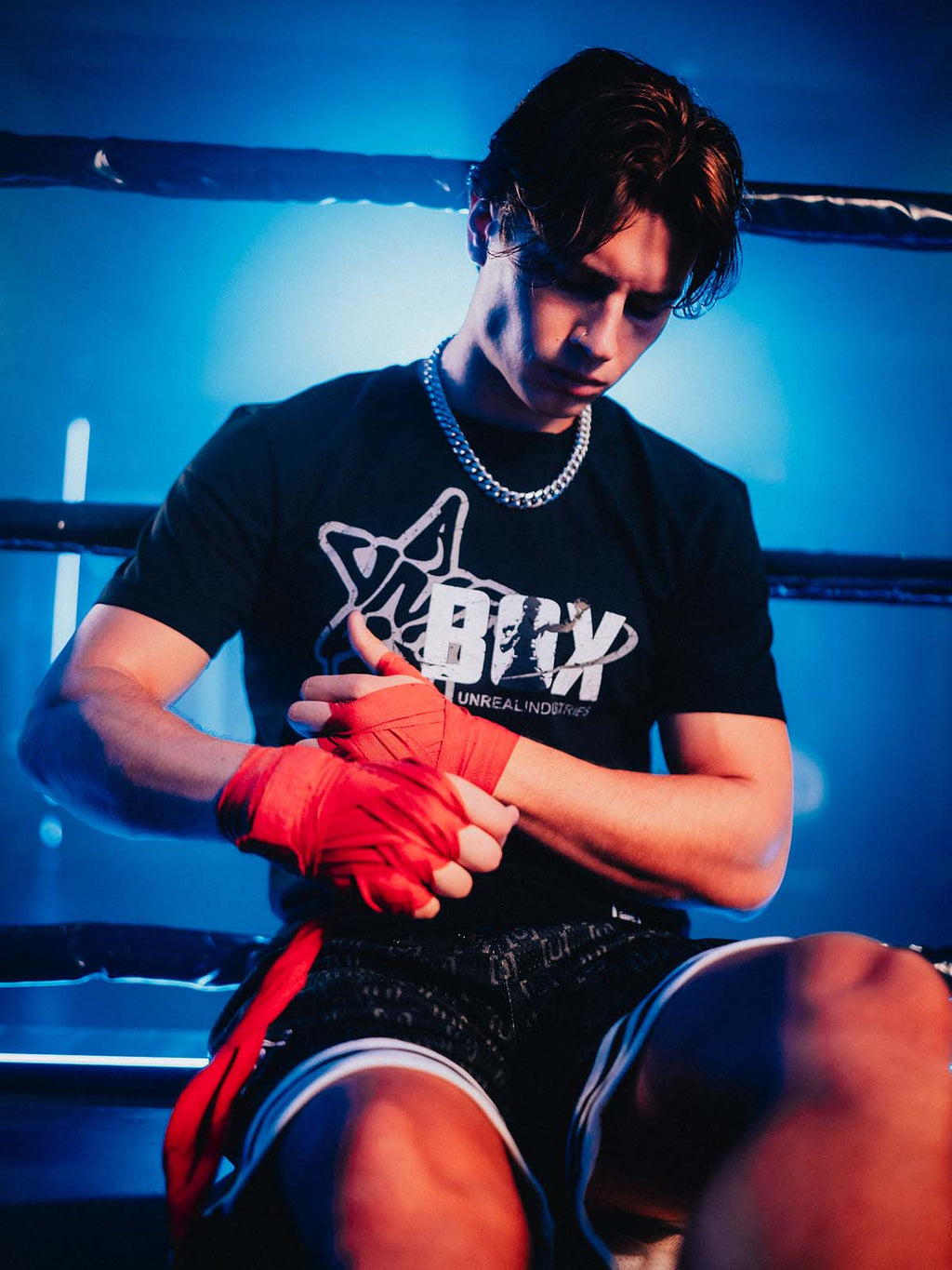 star_tee_black_front